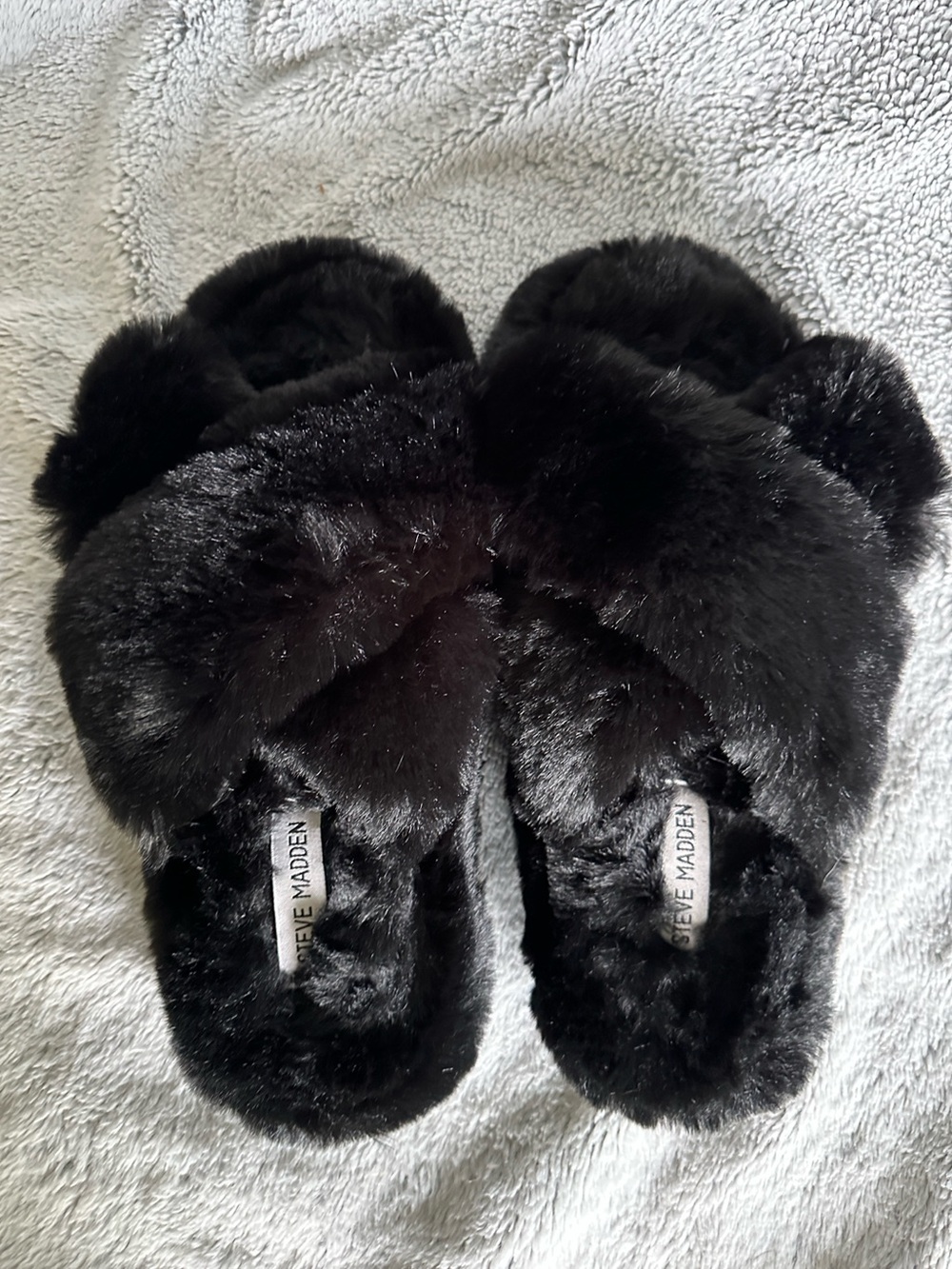 Steve Madden Faux Fur Criss Cross Slippers Sz L (9-10)